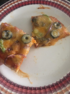 A picture of Easy Peasy Pizza.