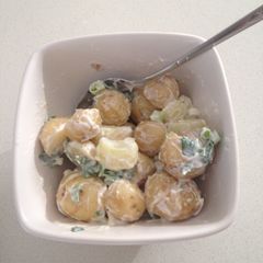 A picture of Simple potato salad.
