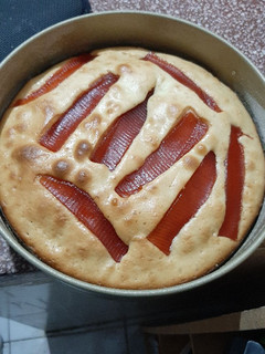 Una foto de Torta dulce con membrillo. Rápida y sencilla