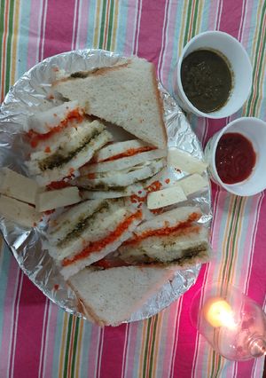 A picture of Paneer carrot chattny sandwiches/ special republic day.