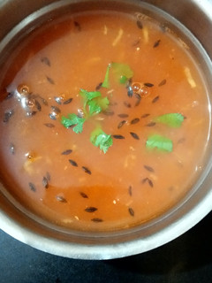 ટામેટાં નું સુપ (Tomato Soup Recipe In Gujarati) રેસીપી મુખ્ય ફોટો