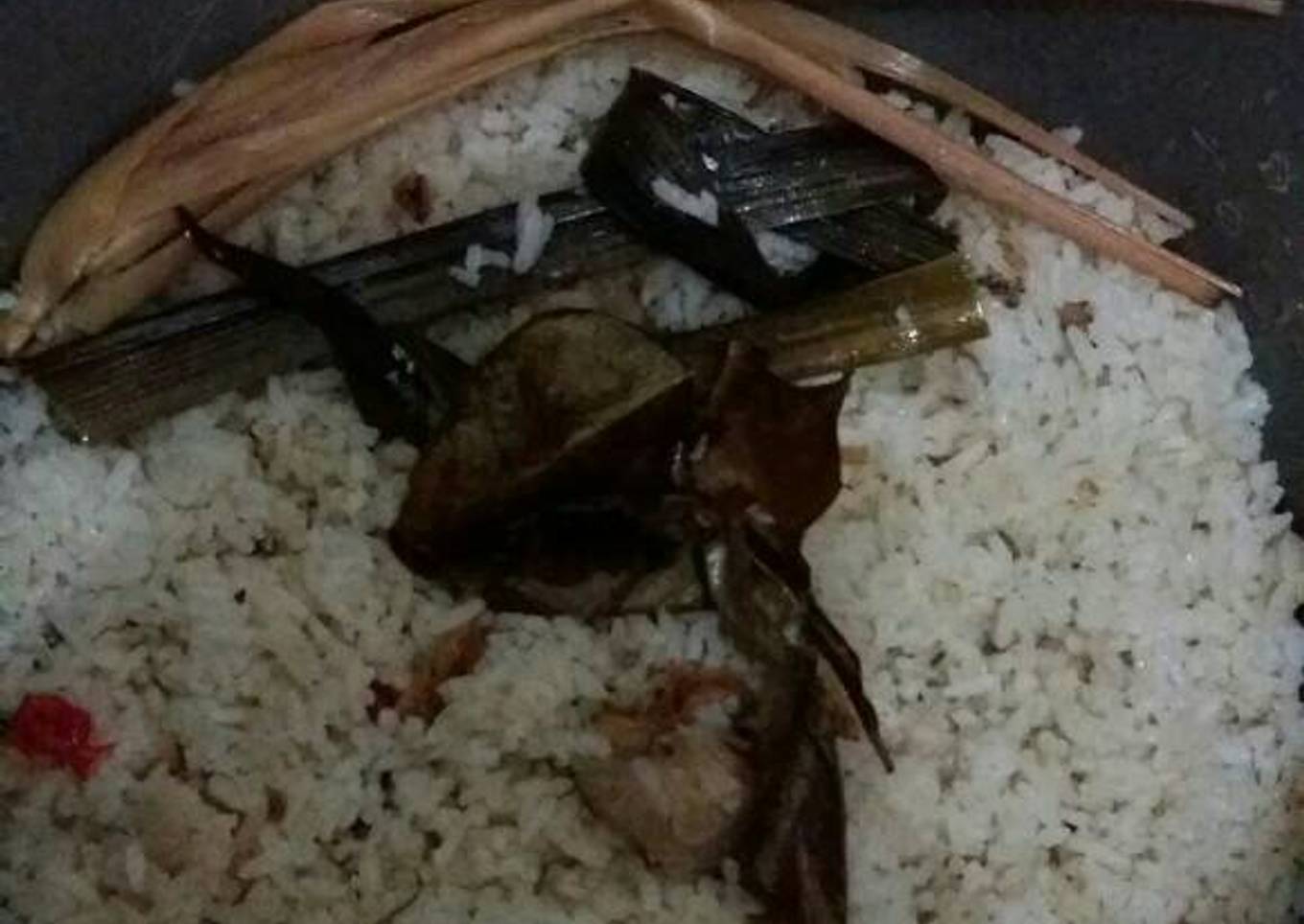 nasi pedas dengan ikan teri