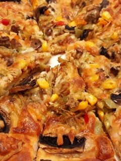 عکسی از دستور پیتزا مرغ و قارچ