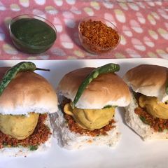Vada pav A picture of Vada pav.