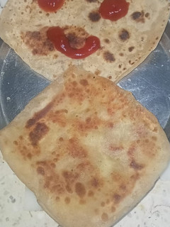 ચીઝ પરોઠા(Cheese Parotha Recipe in Gujarati) રેસીપી મુખ્ય ફોટો