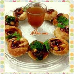 A picture of Spicy gol gappay.
