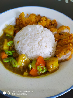 Foto resep Nasi Kari ala Jepang dengan ayam katsu