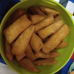 A picture of Namak pare.