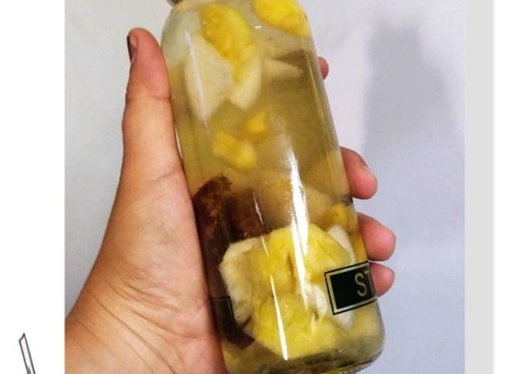 Resep Infused Water Pear, Kurma &amp; Nanas Anti Gagal