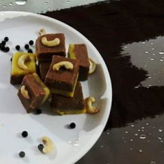 A picture of Thandai chocolate mawa burfi.