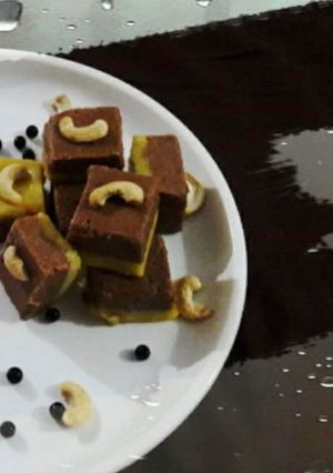 A picture of Thandai chocolate mawa burfi.