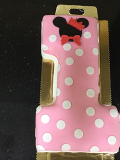 Foto principal de Tarta 🍰 de cumpleaños de la Minnie 👑