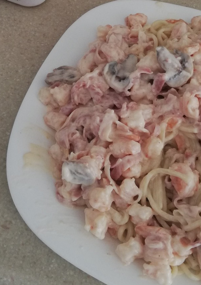 Una foto de Fussili con camarones