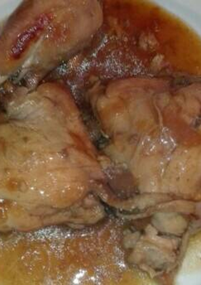 Una foto de Pollo a la Coca-Cola y salsa tariyaqui en la olla GM g