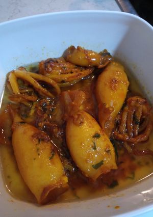 Una foto de Chipirones o Calamares rellenos