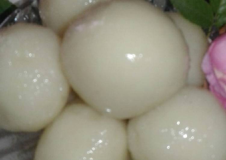 Title.....Semolina Rasgulla