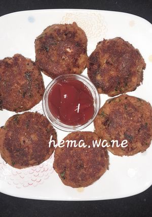A picture of Soya chunks cutlet.