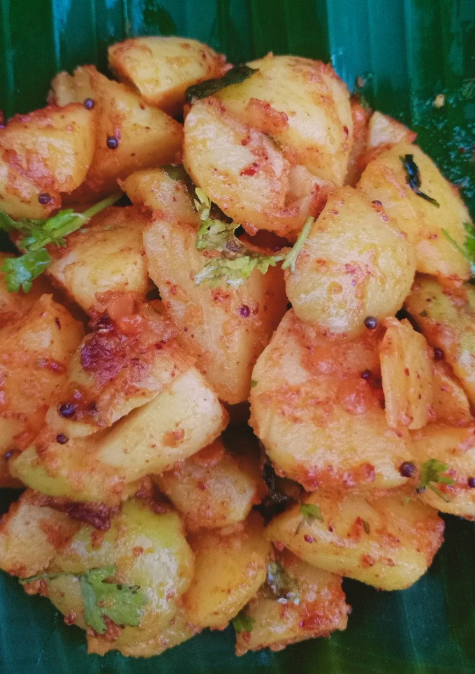 உருளைக்கிழங்கு காண்டா செய்முறை முக்கிய புகைப்படம்