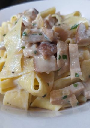 Foto di Pappardelle panna e porcini