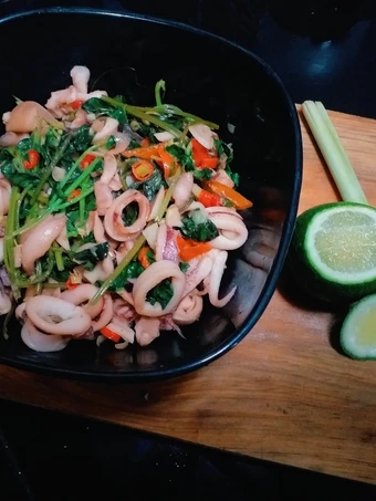 Cara Gampang Membuat Resep Cumi Sambal Matah yang Enak Banget Anti Ribet, Lezat Sekali