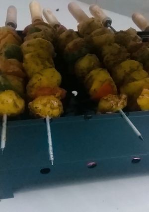 A picture of Tandori aloo tikka.