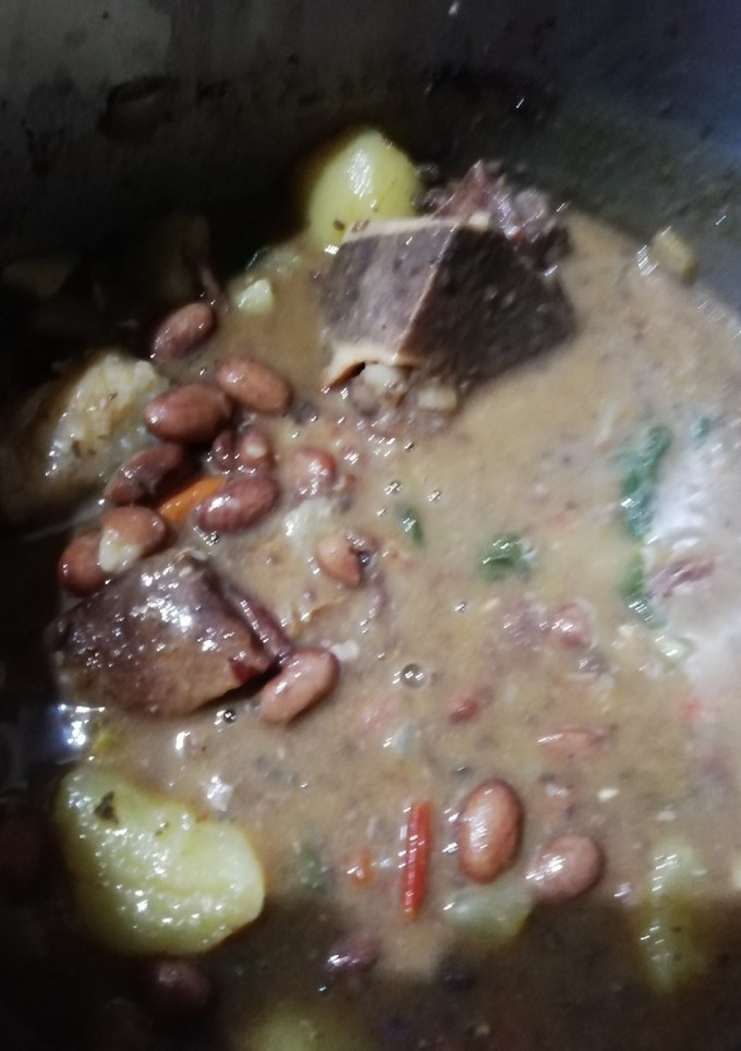 Una foto de Caraotas- Alubias Rojas con Acelgas