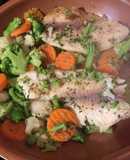 Filete de pescado con verduras al vapor