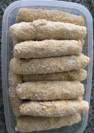Una foto de Bastoncitos de pollo