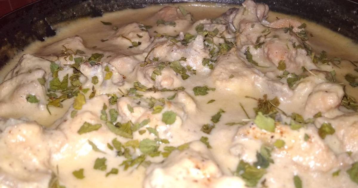 Chicken in white gravy Recipe by Anjali padhy Cookpad