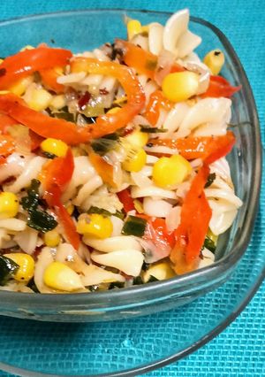 A picture of Spring Onion & Red Capsicum Pasta.