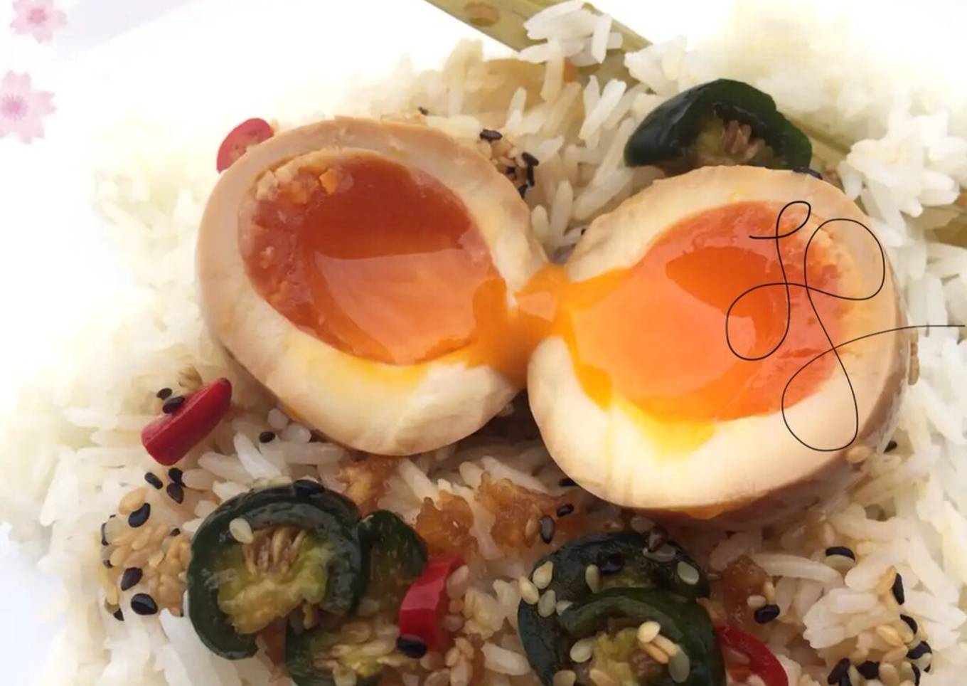 Korean Style Marinated Eggs (Mayak Gyeran)