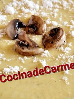 Una foto de Crema de calabacín en microondas