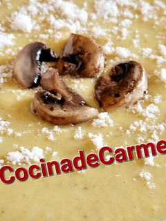 Una foto de Crema de calabacín en microondas