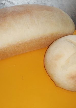Una foto de Pan casero tipo lactal