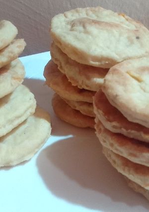 Una foto de Galletitas saladas de Ajo y queso