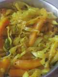 કોબી ગાજર નો સંભારો (Cabbage Carrot Sambharo Recipe In Gujarati)