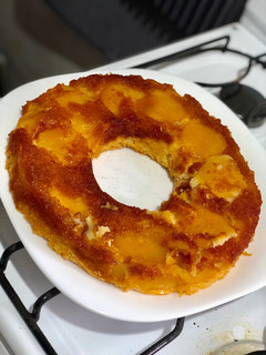 Una foto de Torta de Manzana esponjosa🍎