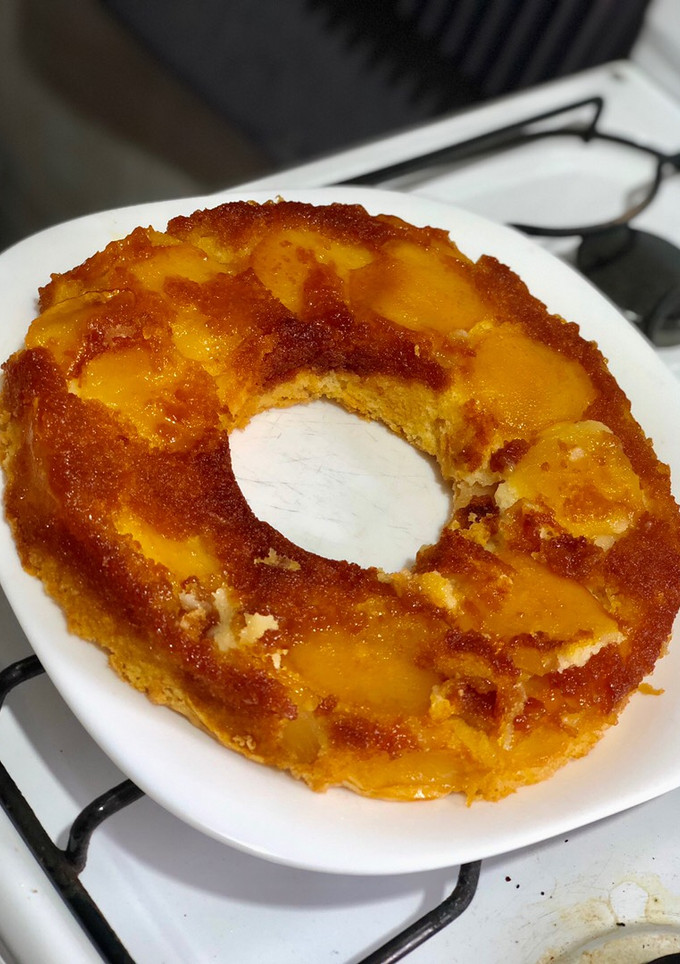 Una foto de Torta de Manzana esponjosa🍎