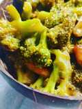 Broccoli Kung Pao con arachidi tostate