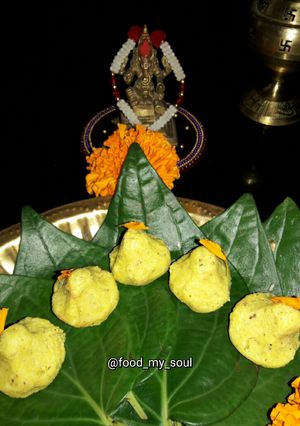 A picture of Thandai flavoured Kacha-Golla Modak.