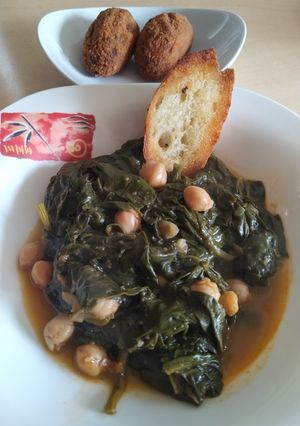 Una foto de Garbanzos con Espinacas. Buenos y rápidos