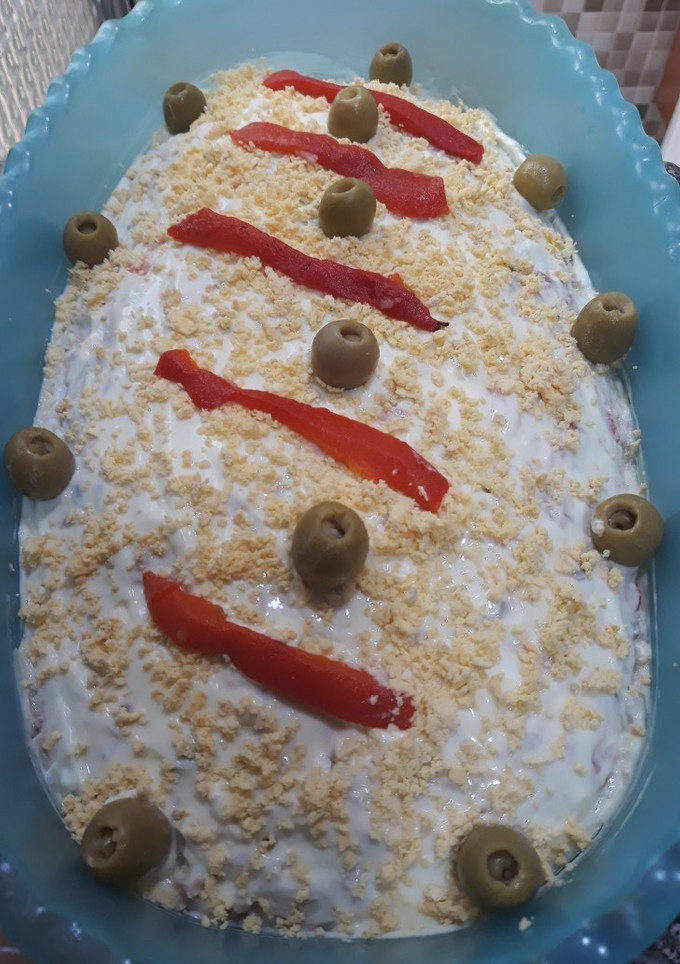 Una foto de Ensaladilla de salmón y aguacate