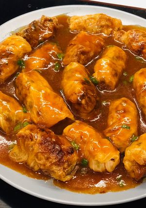 Hình của món Thịt cuốn bắp cải.