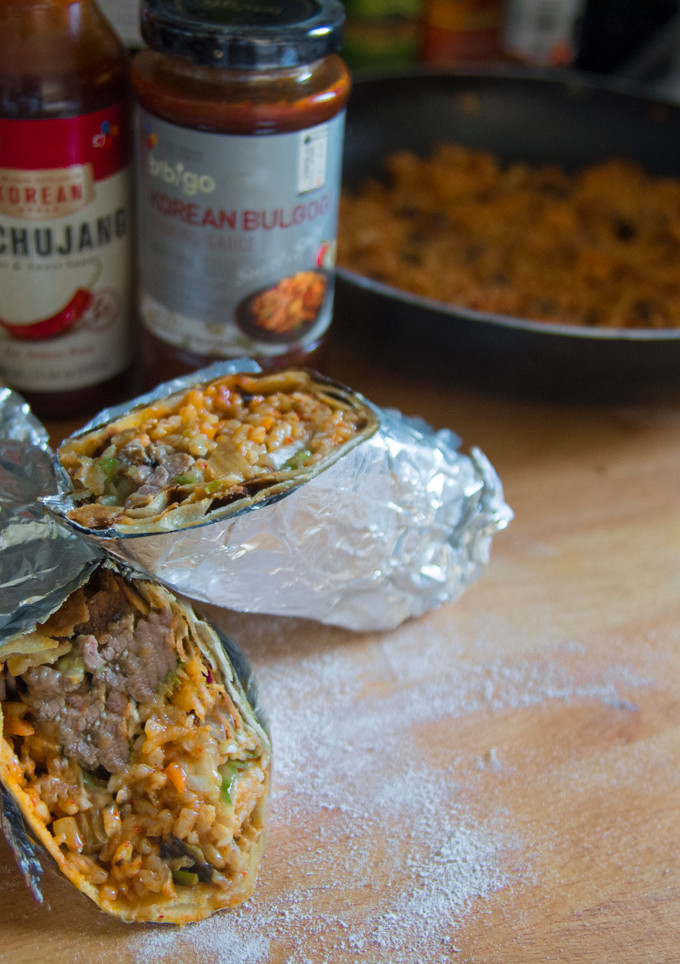 Una foto de Burrito estilo Coreano
