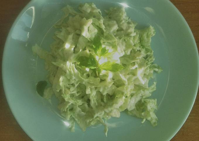 Крабовый салат с пекинской капустой и кукурузой