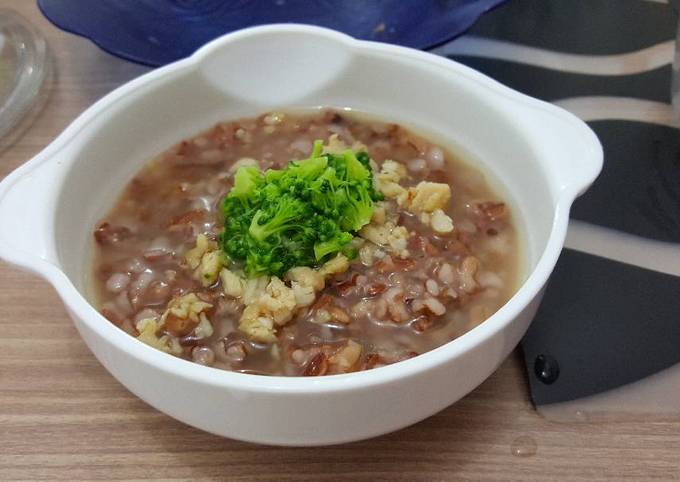 Langkah Mudah untuk Menyiapkan MPASI nasi tim ikan brokoli, Lezat Sekali