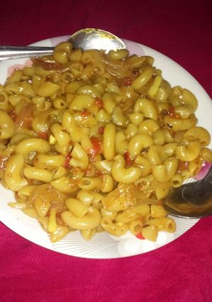 A picture of Spicy macaroni.