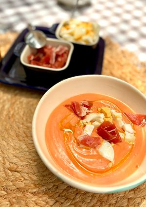 A picture of Mango Salmorejo 🥭.