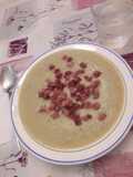 Crema de verduras claras baja en calorías