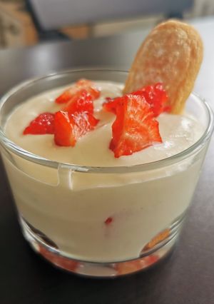 Une photo de Tiramisu à la fraise